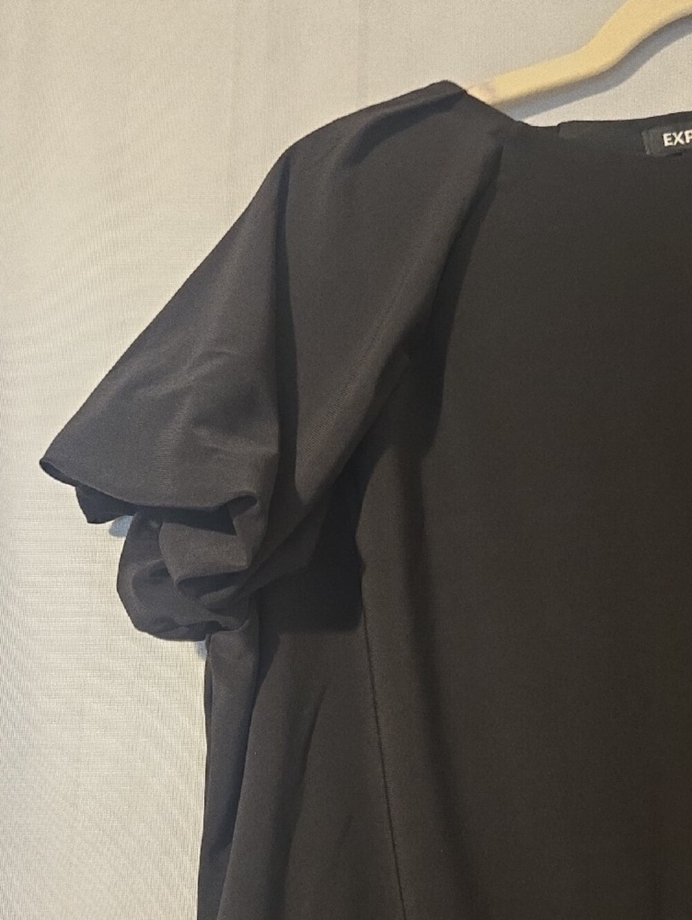 Express Black Bubble Hem Bodysuit Size Large NWT - Picture 4 of 10